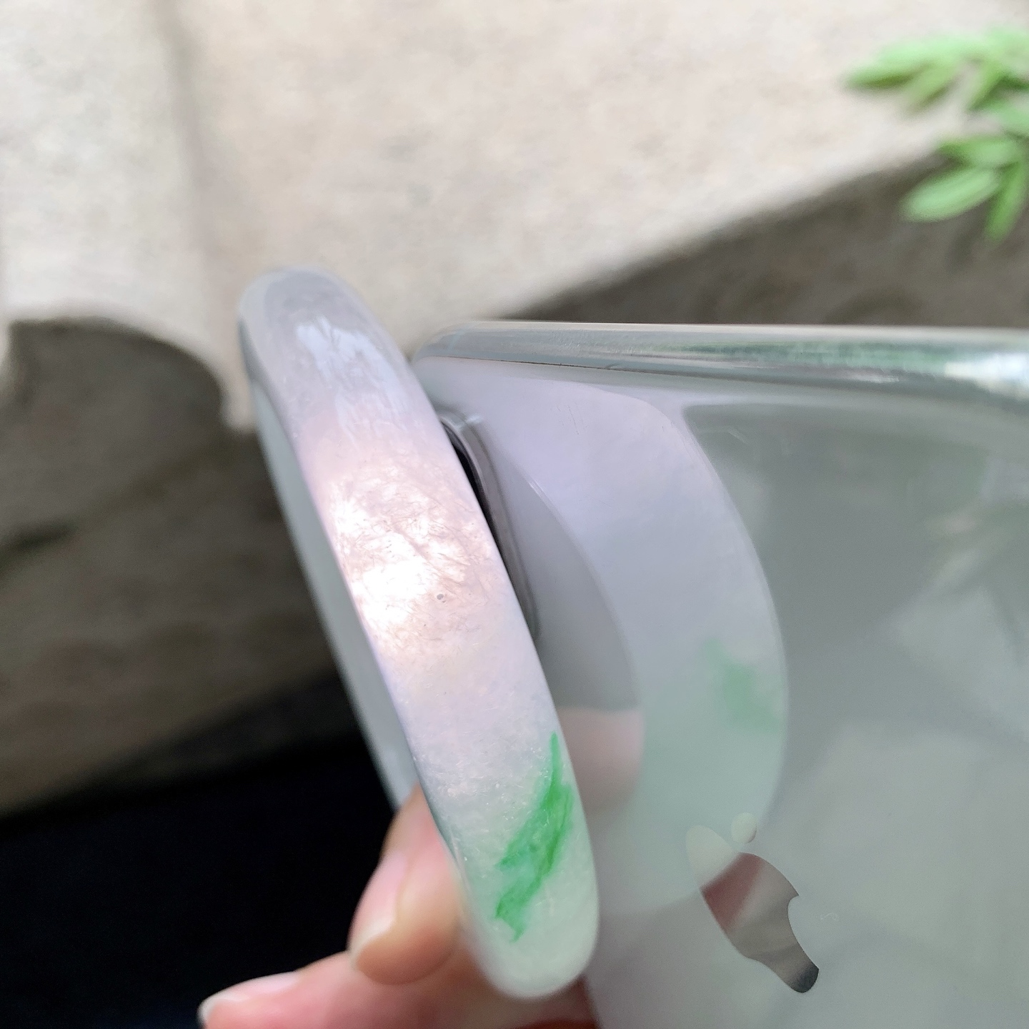 正圈57 58，圈口58.8/12.1/11，编码GJ082940，冰飘绿，清透，水润，种老，细腻，打灯有絮线
