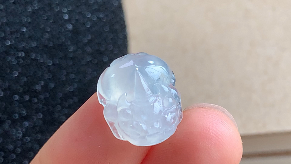 ️ 招财貔貅，无裂，尺寸14.7-12.5-5.8mm，包A附证书
