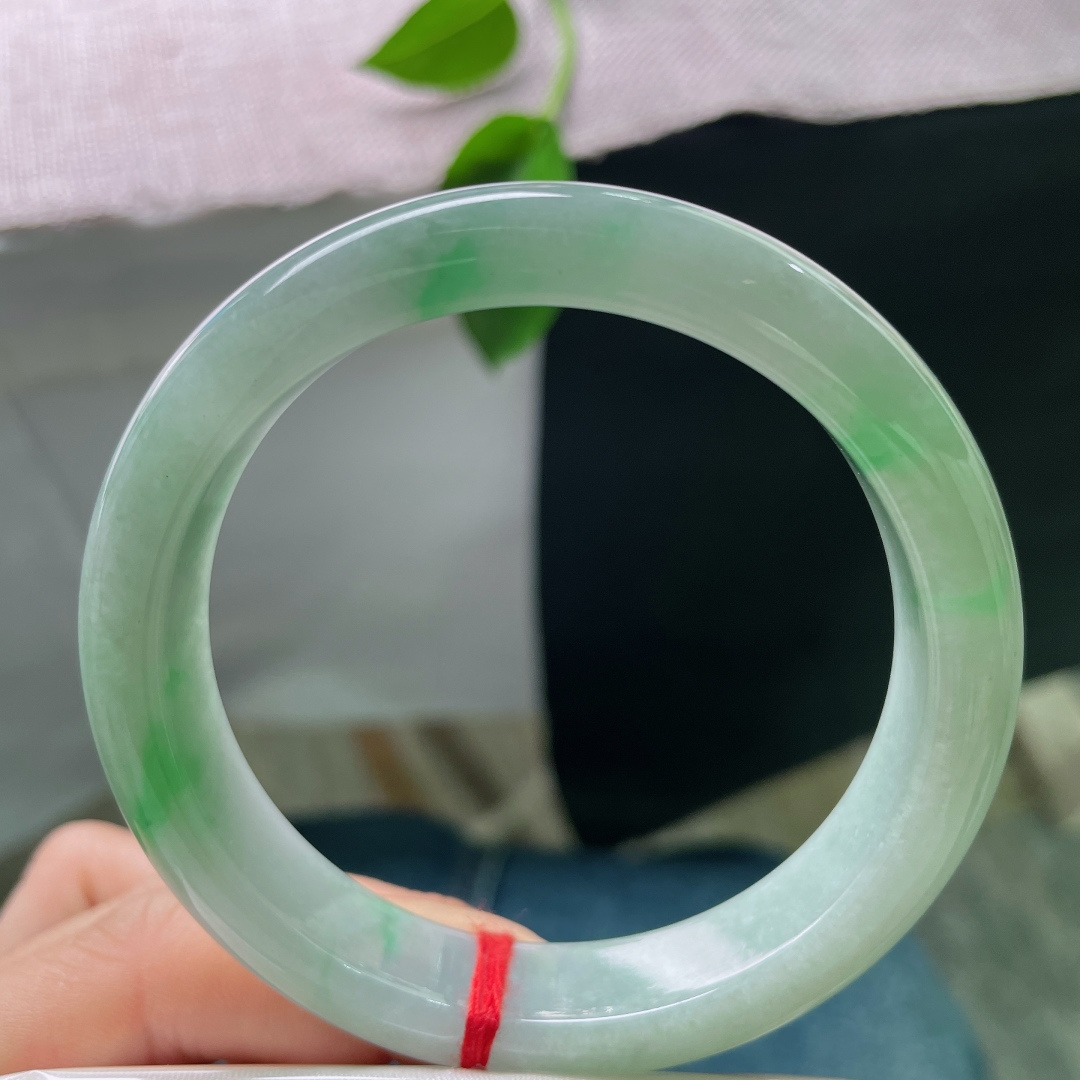 飘绿正圈，水润细腻，清新，甜美，贵气，皮纹，ss57211a