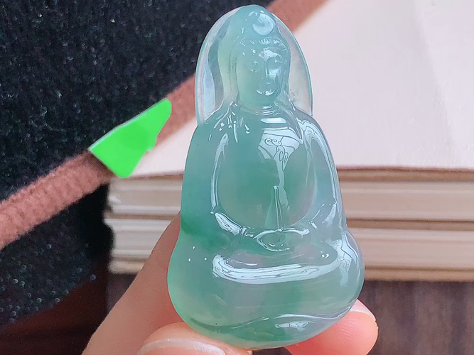 ️ 观音，无裂，尺寸44.0-26.6-5.7mm，包A附证书