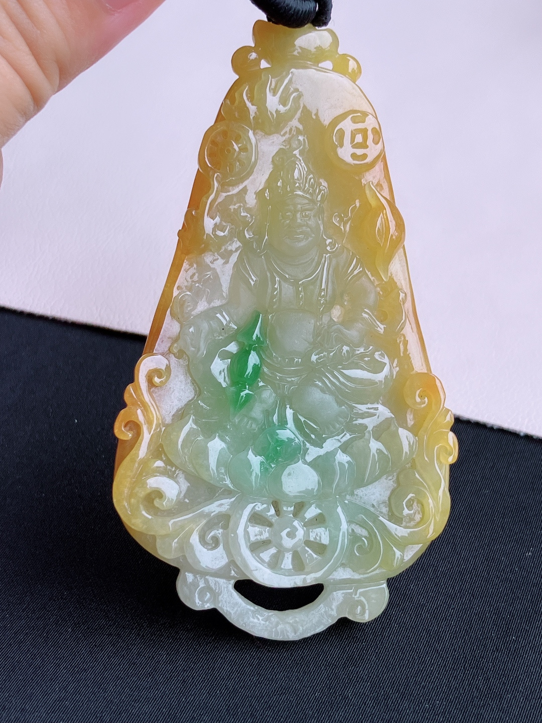 三彩黄财神，特色，尺寸73.8/43/7.8/自然光实拍