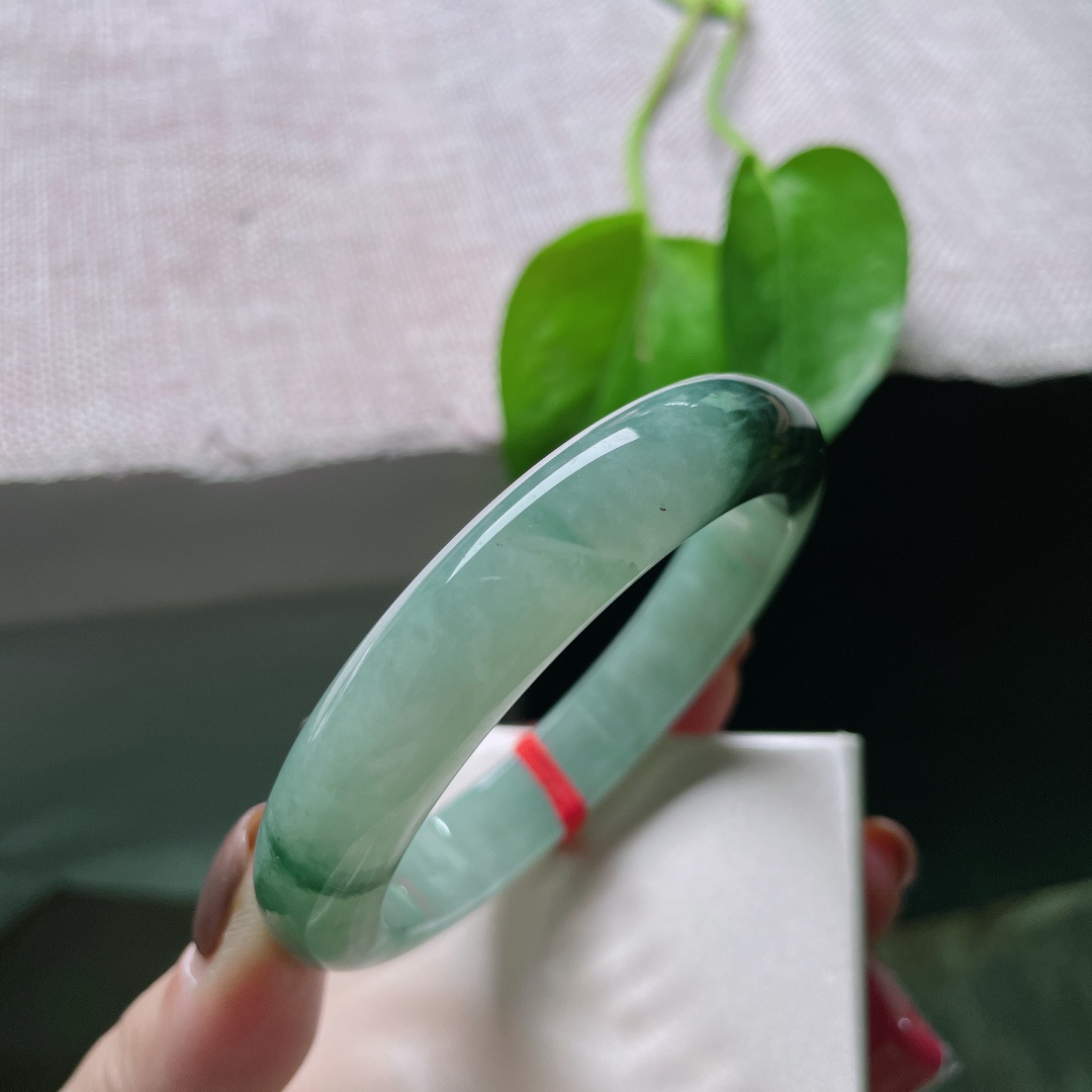 55.6/11.6/8.3，飘花正圈，携水墨意韵于腕间，留淡静娴雅于心间。种老，棉线，ss56231a