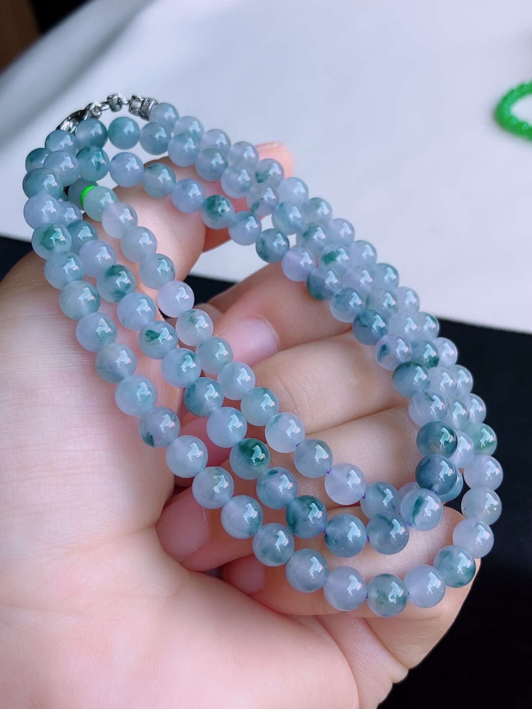 冰紫飘花珠链，晶莹剔透，尺寸6/108颗，自然光实拍