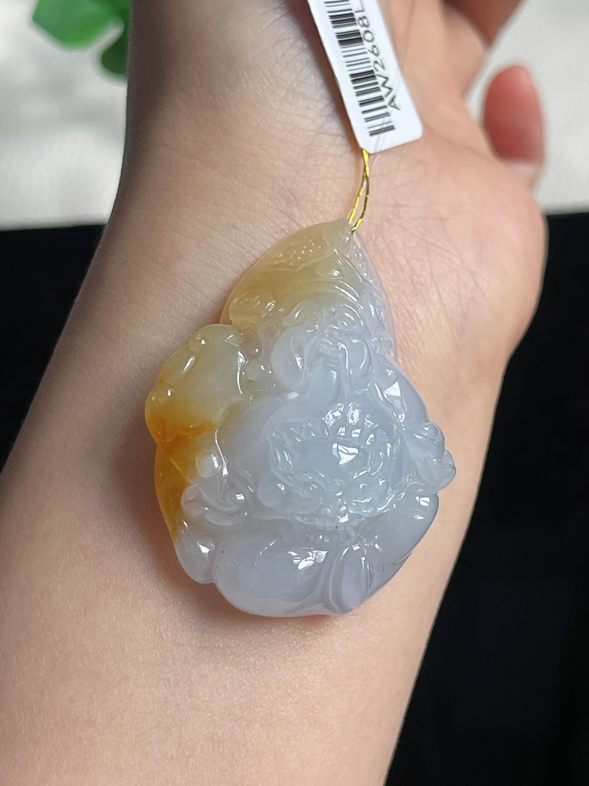 翡翠糯化种黄财神挂件