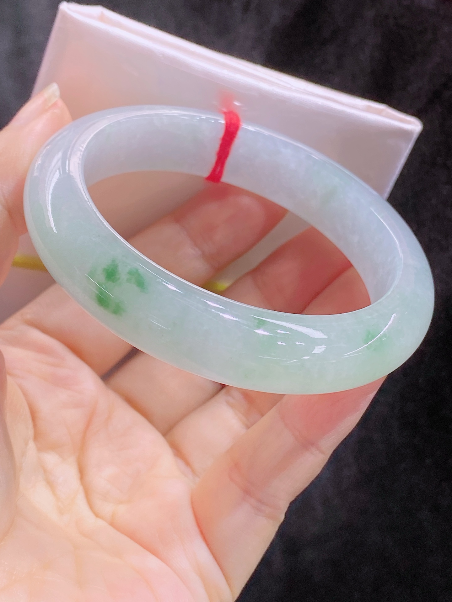 【飘绿花】正圈手镯，冰透十足，种水，无裂，尺寸56/12.7/8.7，B18-828
