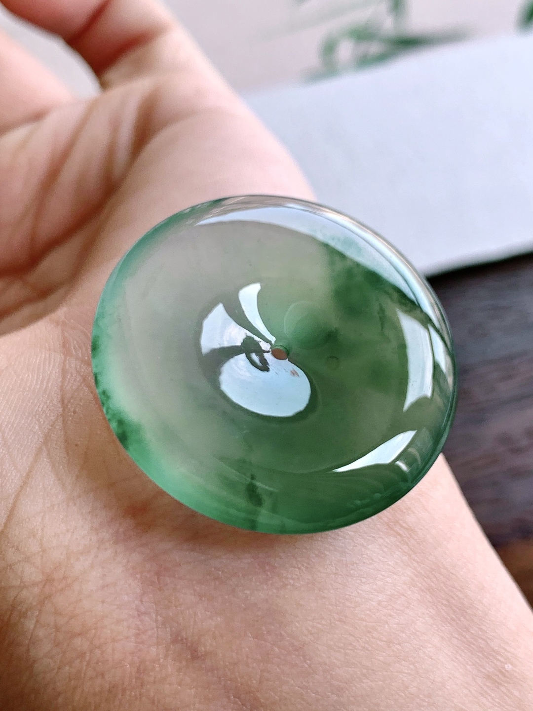 高冰飘花平安扣吊坠,性比高,尺寸33-5.6,重量13克
