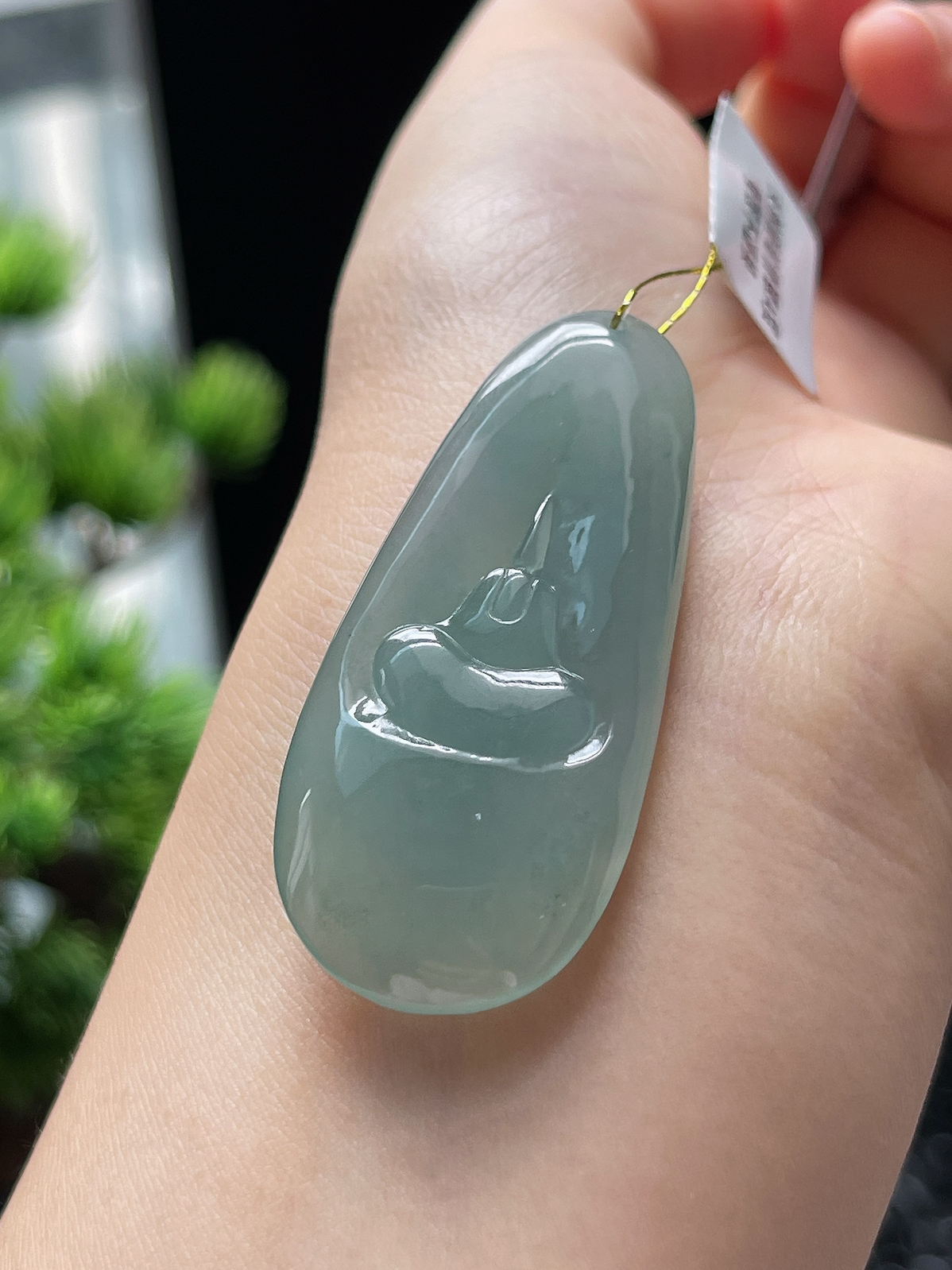 翡翠冰糯种淡绿色悟道挂件