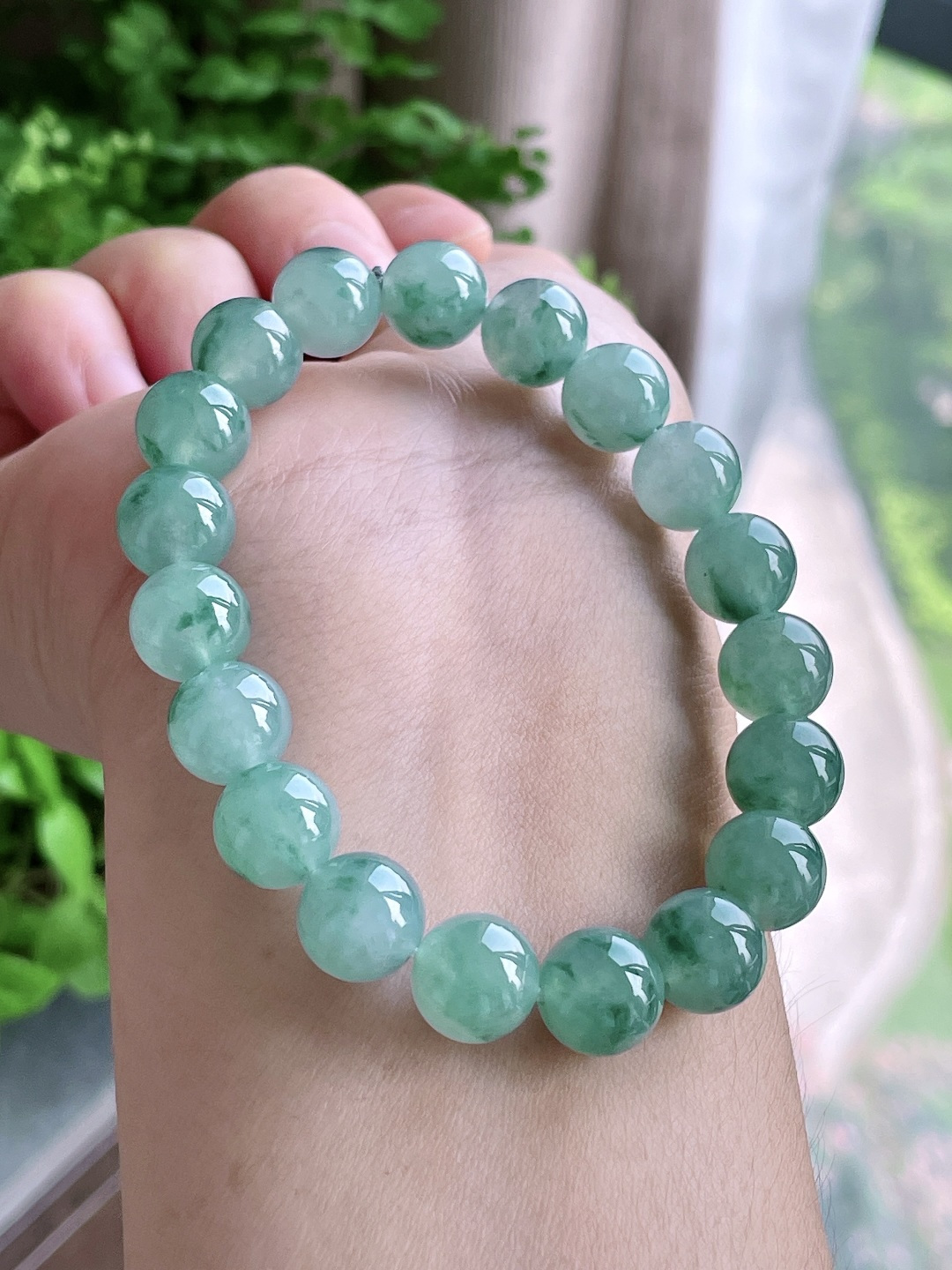 【珠子】冰飘花手串圆珠珠子手串【说明】性比高【尺寸】9.9mm【重量】33.5克