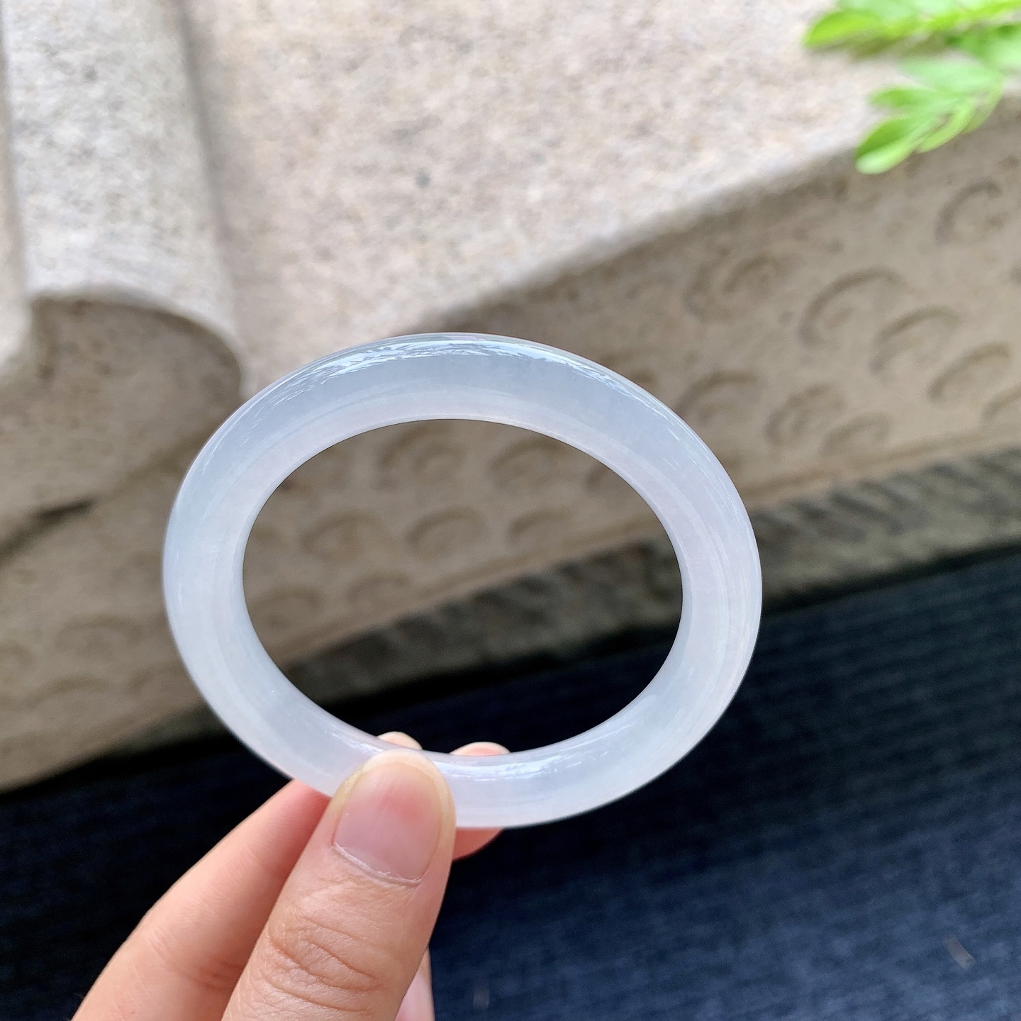 圆条51 52,【圈口】52/9/8.8,【编码】DZ083006,【描述】糯冰粉紫，水润，种老，细腻，无裂