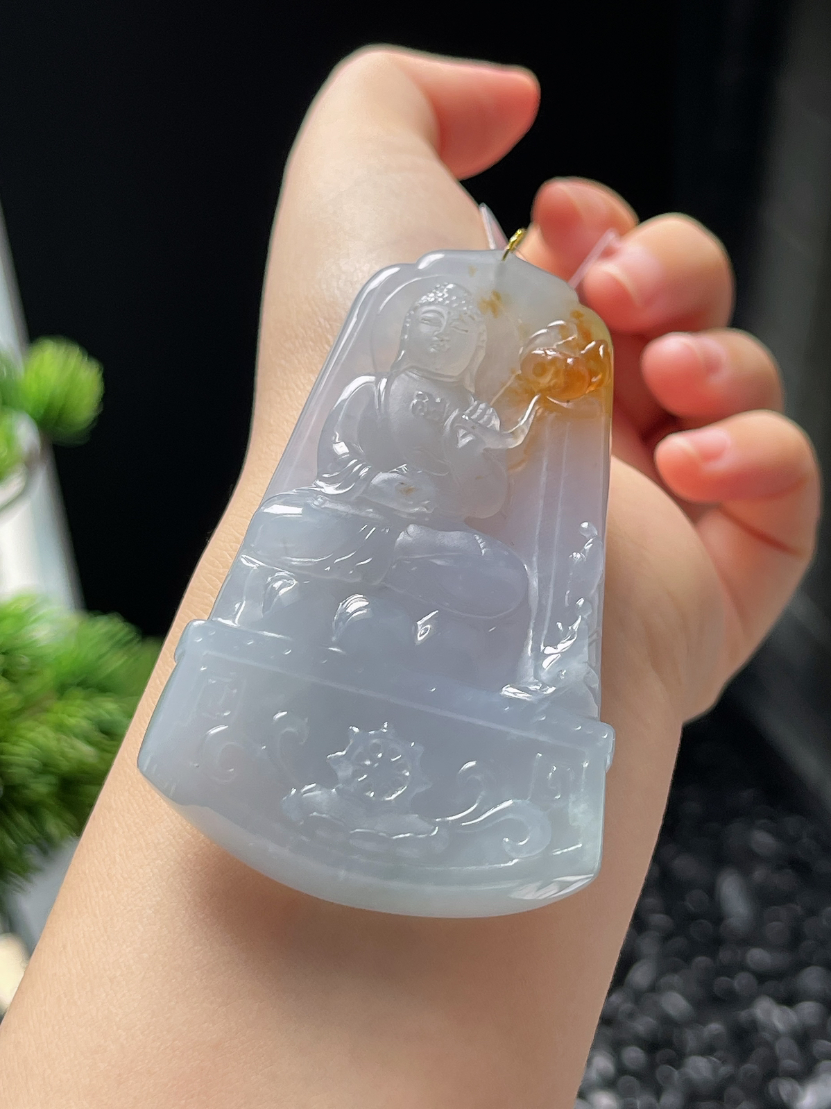 翡翠冰糯种黄色吊坠