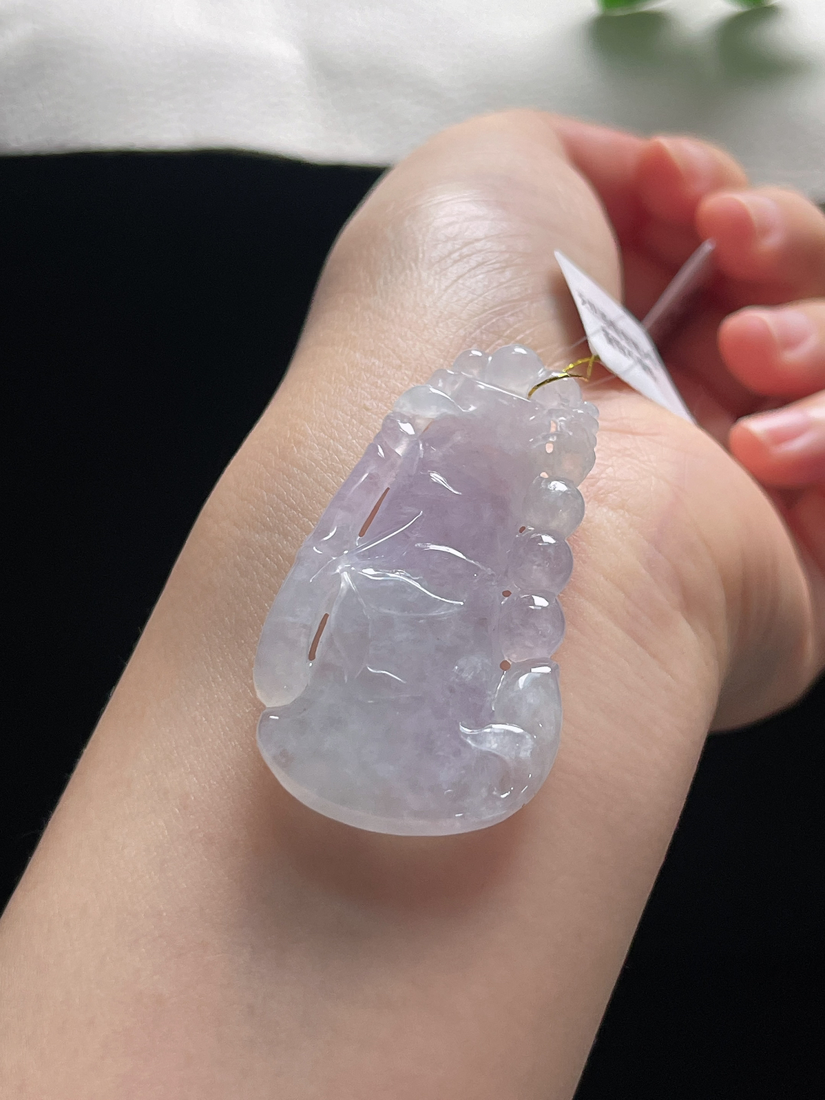 翡翠冰糯种淡紫色节节高挂件