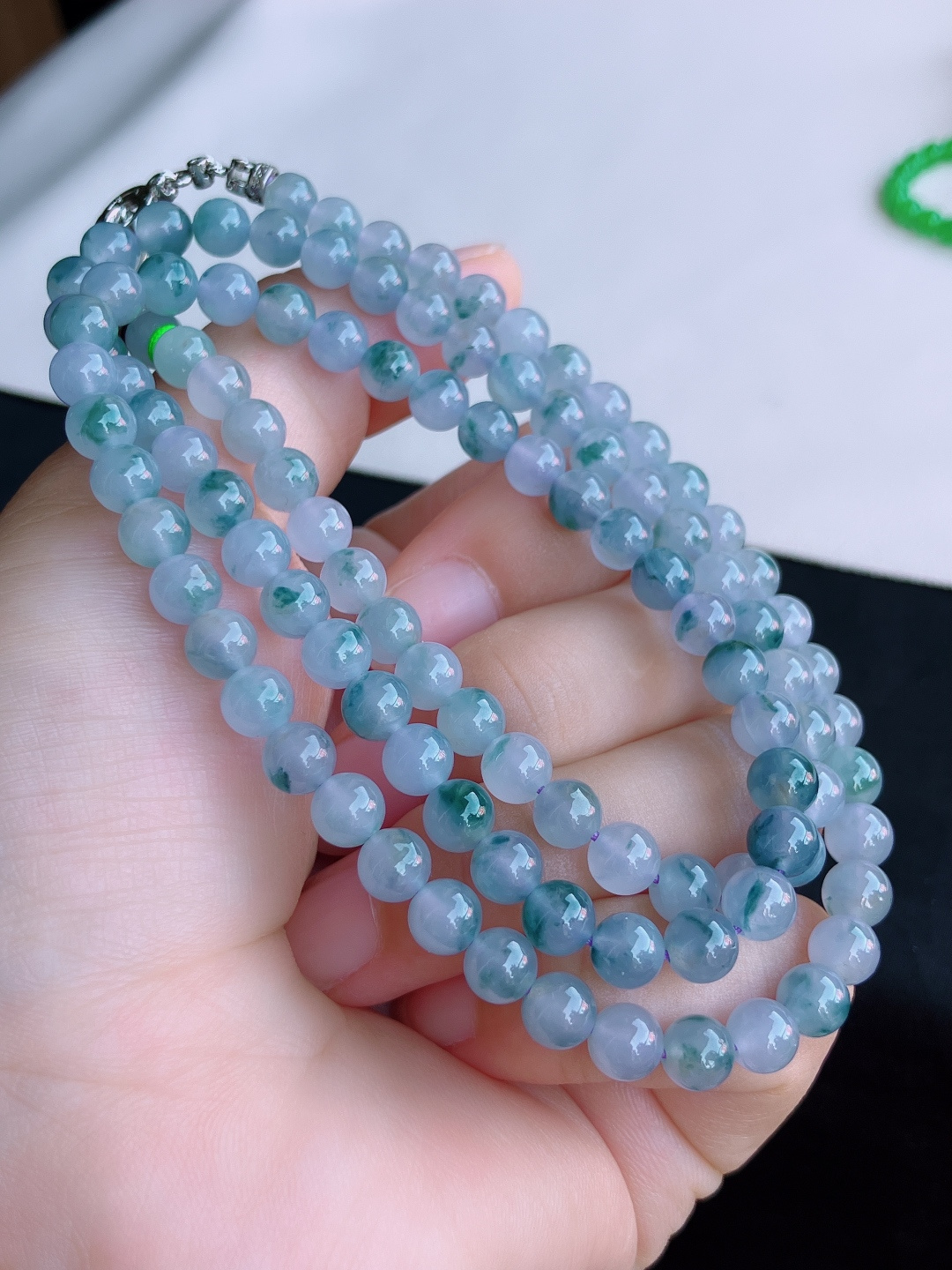 冰紫飘花珠链，晶莹剔透，尺寸6/108颗，自然光实拍