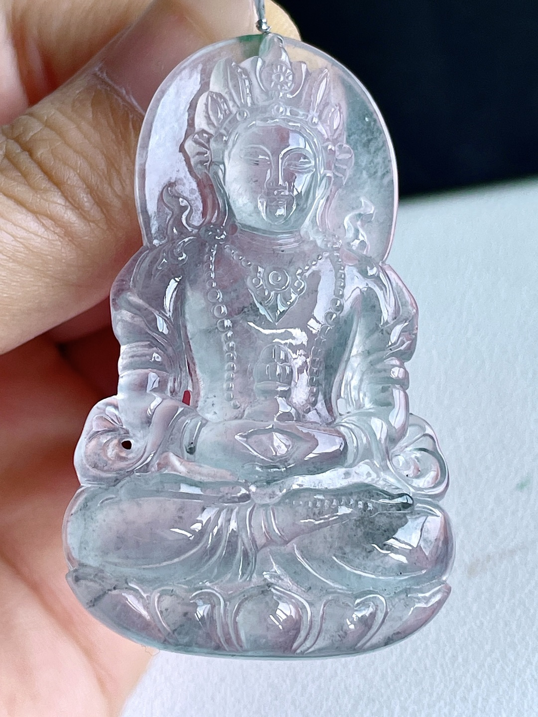 裸石高冰飘乌鸡观音大度母观音吊坠,说明缅料无裂性比高,尺寸55.3-33.5-5.8,重量18.1克