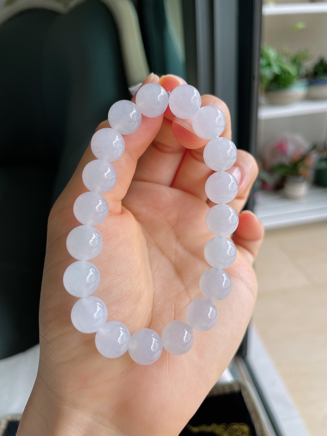 缅甸天然翡翠A货，白冰手链，尺寸：10mm。【编4322】