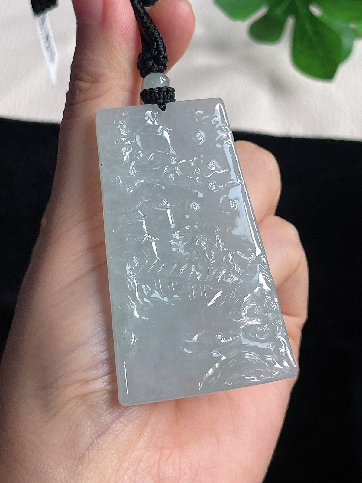 翡翠冰糯种白色山水牌挂件