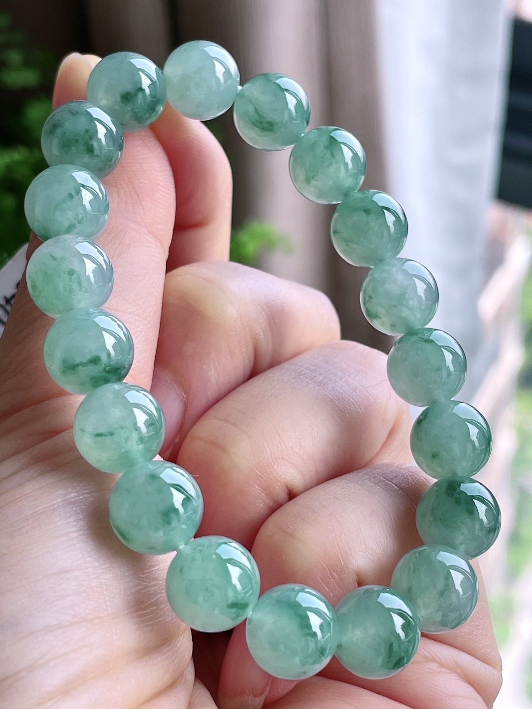 【珠子】冰飘花手串圆珠珠子手串【说明】性比高【尺寸】9.9mm【重量】33.5克