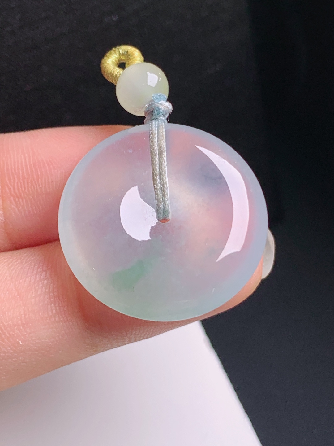 冰种飘花平安扣，通透柔和，底色清雅，圆圆满满，裸石24-5.6