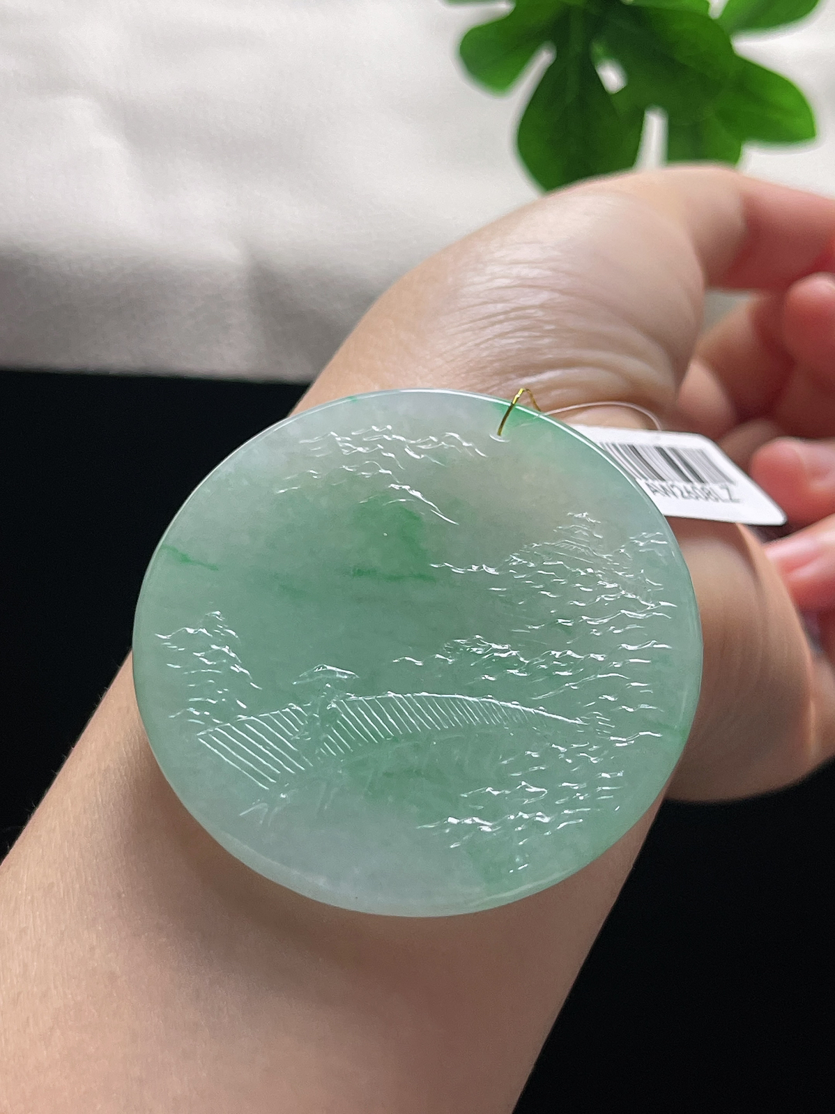 翡翠冰糯种飘花山水牌