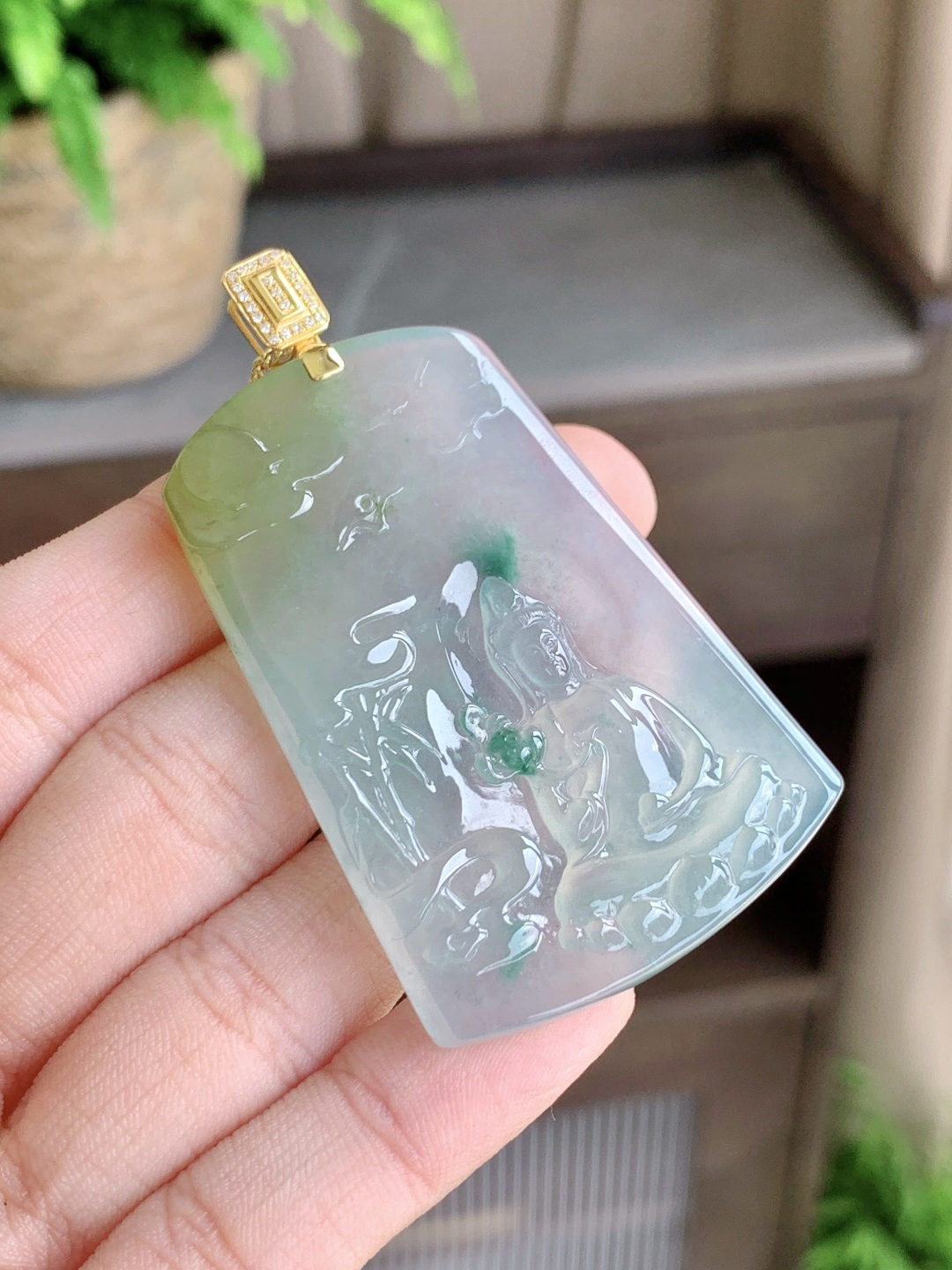 冰飘黄翡竹林观音牌吊坠,18k金镶嵌,性比高,飘花,62.5,53.2-36-5.6,27.7克