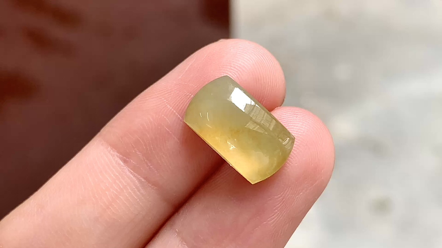 黄金马鞍