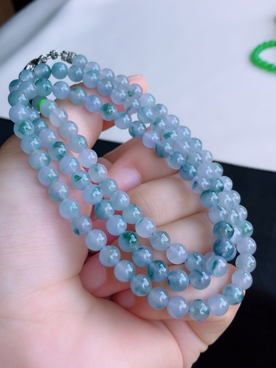 冰紫飘花珠链，晶莹剔透，尺寸6/108颗，自然光实拍