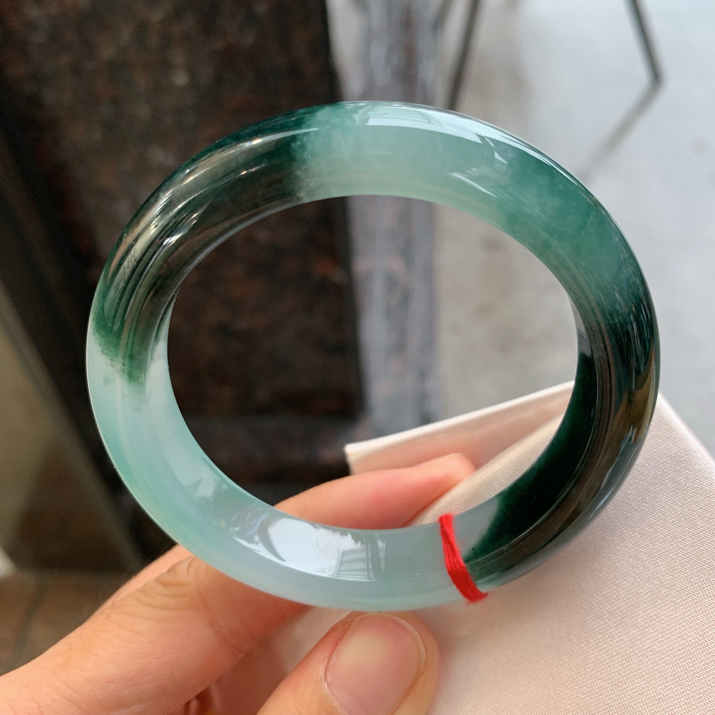 正圈冰飘花 表皮微瑕微扣 冰润