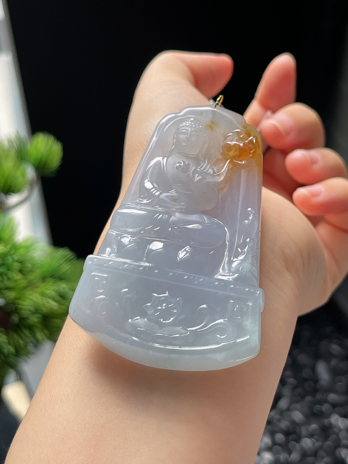 翡翠冰糯种黄色吊坠