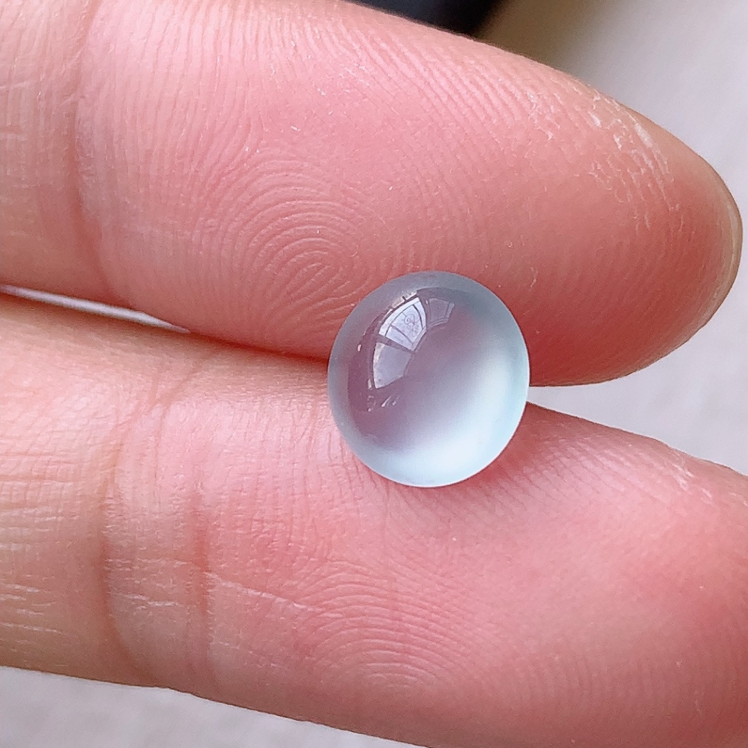 高冰蛋面挂件，底子细腻水润，佩戴落落大方，7.7-7.3-4