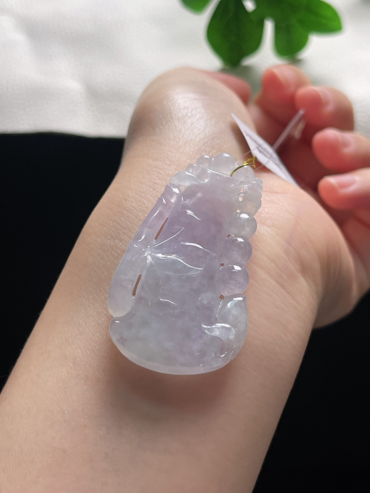 翡翠冰糯种淡紫色节节高挂件