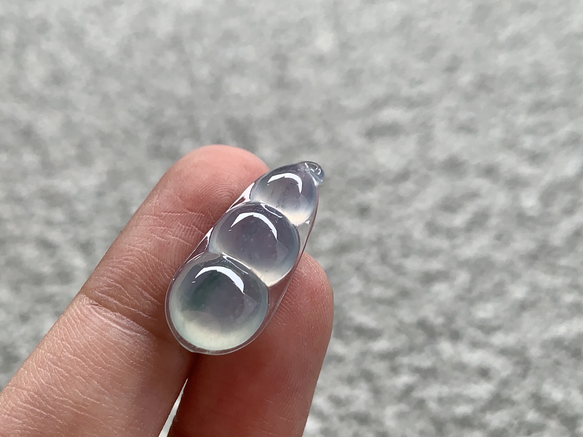飘绿福豆，尺寸：22.3×9.8×5.4