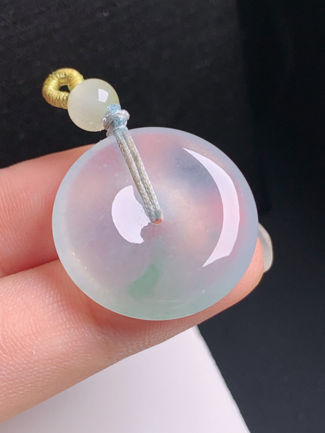 冰种飘花平安扣，通透柔和，底色清雅，圆圆满满，裸石24-5.6