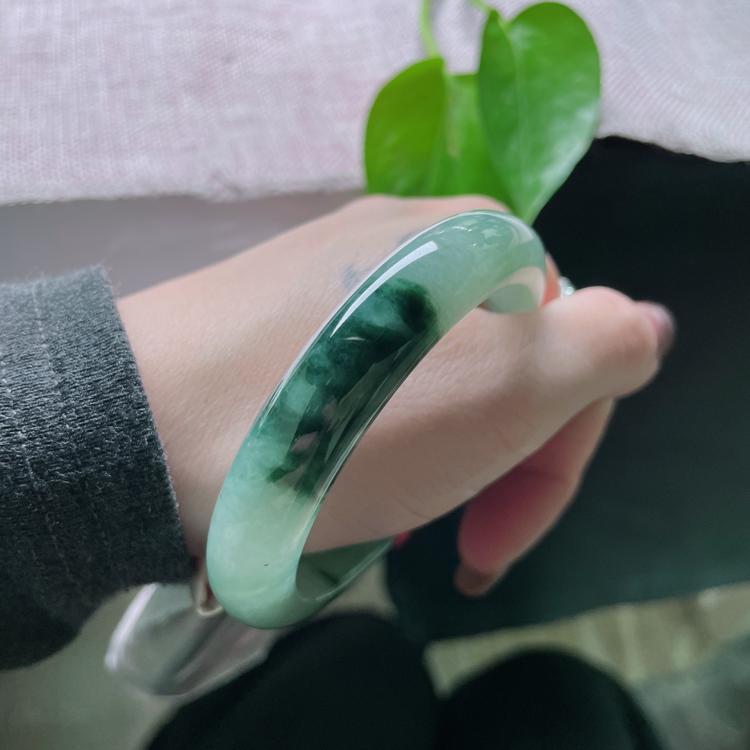 55.6/11.6/8.3，飘花正圈，携水墨意韵于腕间，留淡静娴雅于心间。种老，棉线，ss56231a