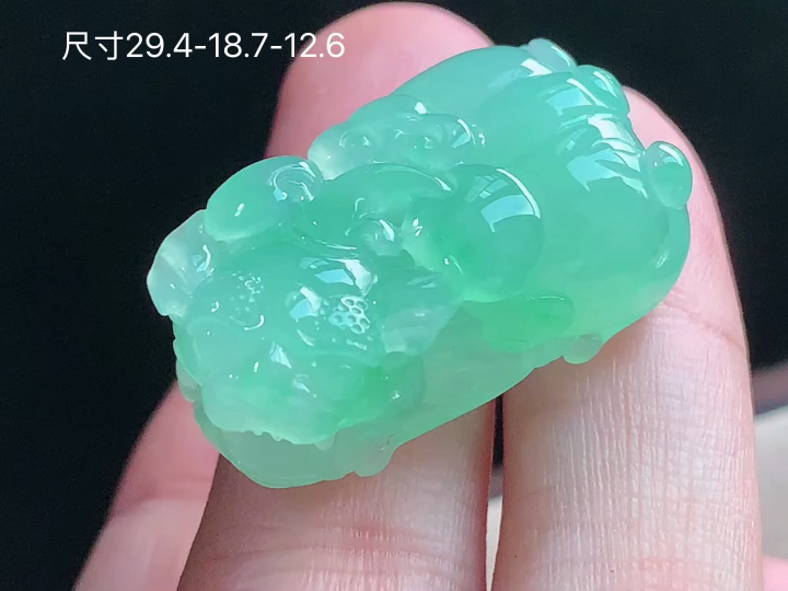 ️ 冰底色貔貅,老坑冰透 种老水足 水润光泽,性比高 无裂,尺寸看图