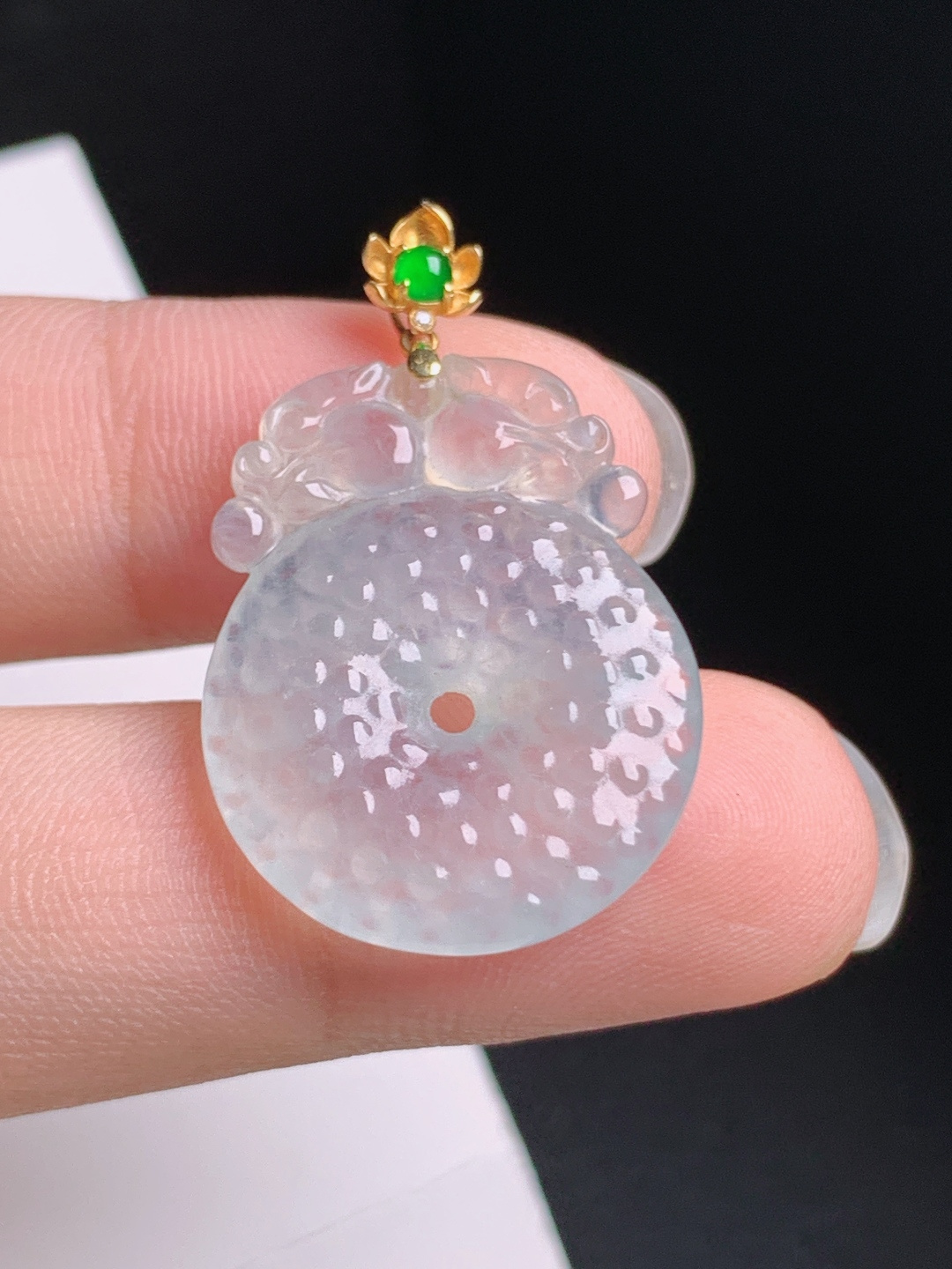 冰种貔貅平安扣吊坠，雕工精致，莹润秀气，平安顺遂，裸石25-19.6-4.532.1，13