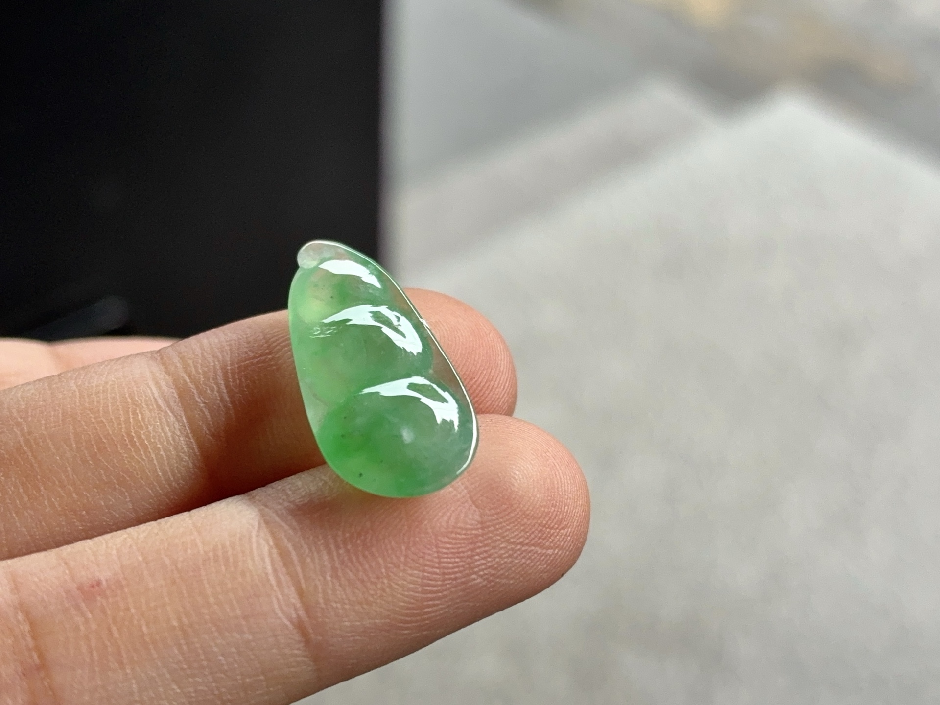 冰绿福豆，尺寸：20.4×9.4×4.3