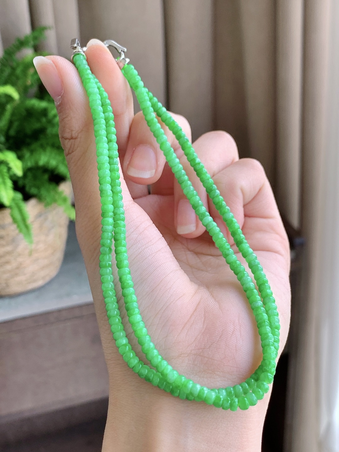 珠子冰阳绿珠链算盘珠子珠链，性比高，尺寸3.6-1.9mm，28cm，重量16.5克