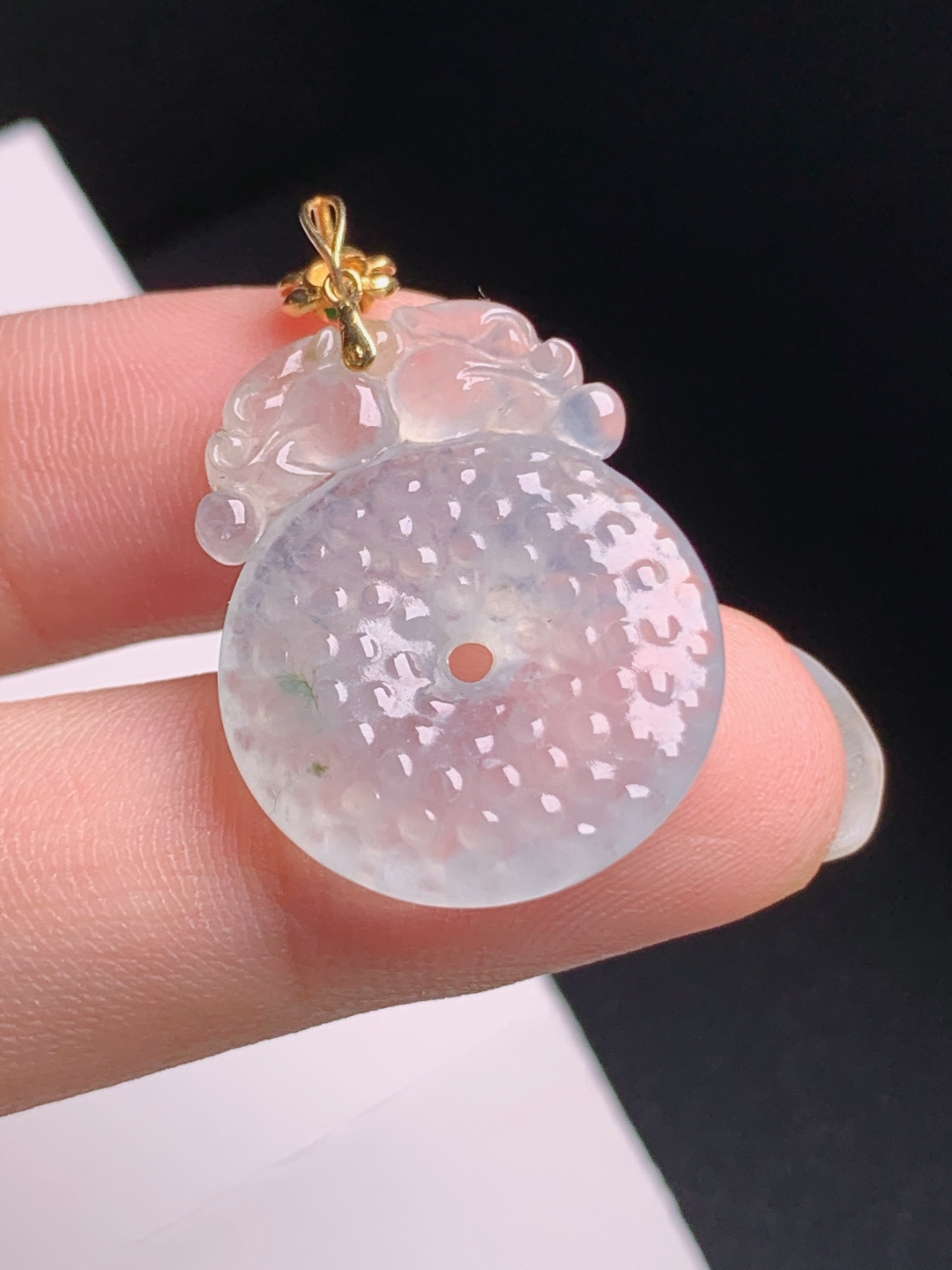 冰种貔貅平安扣吊坠，雕工精致，莹润秀气，平安顺遂，裸石25-19.6-4.532.1，13