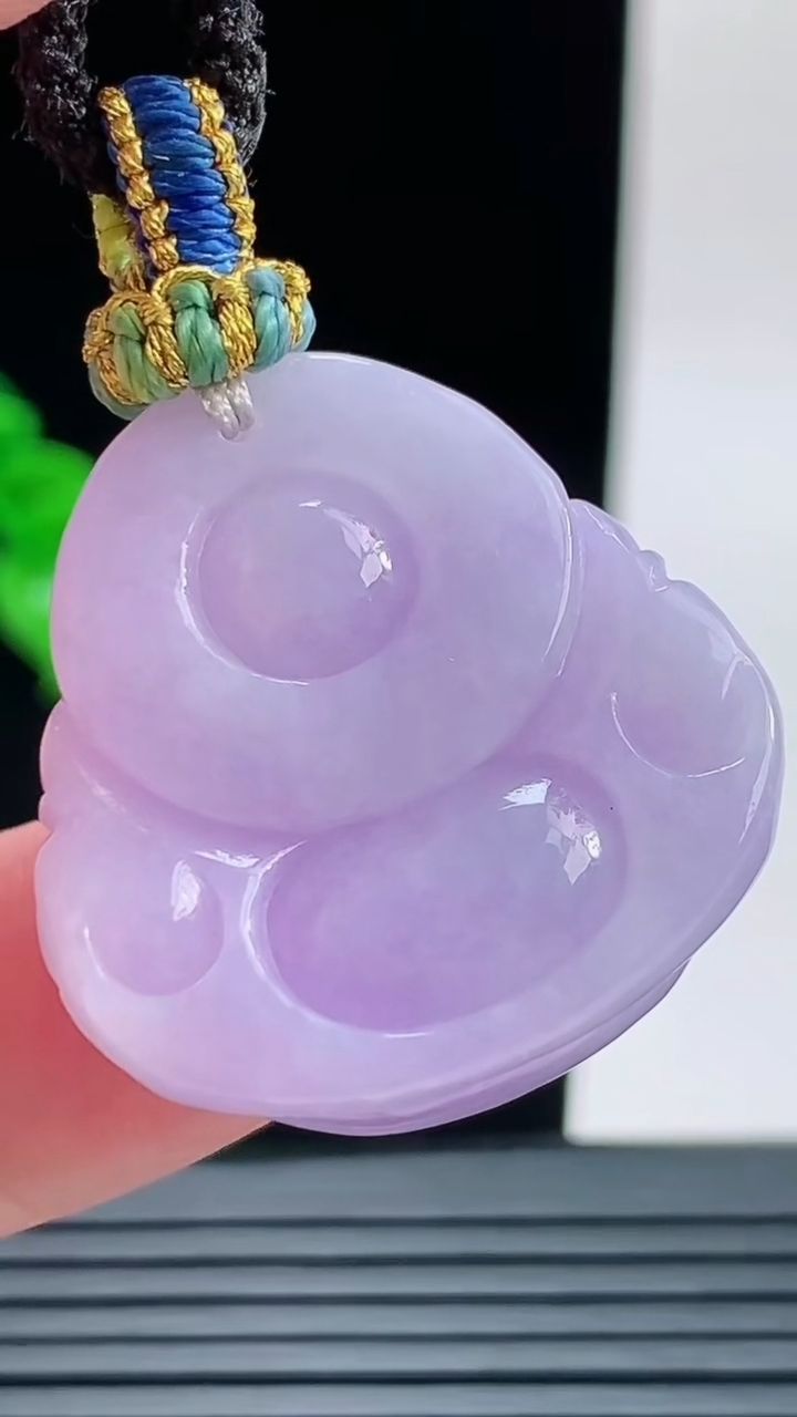 天然A货翡翠紫罗兰佛公吊坠，尺寸28-26.9-13.2重量:16.98g
9月9日