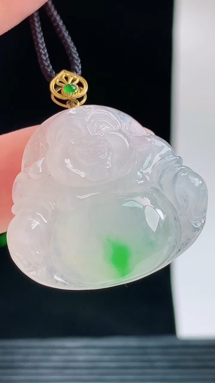 天然A货翡翠佛公吊坠，尺寸26-29.4-7.1重量:9.00g
9月23日