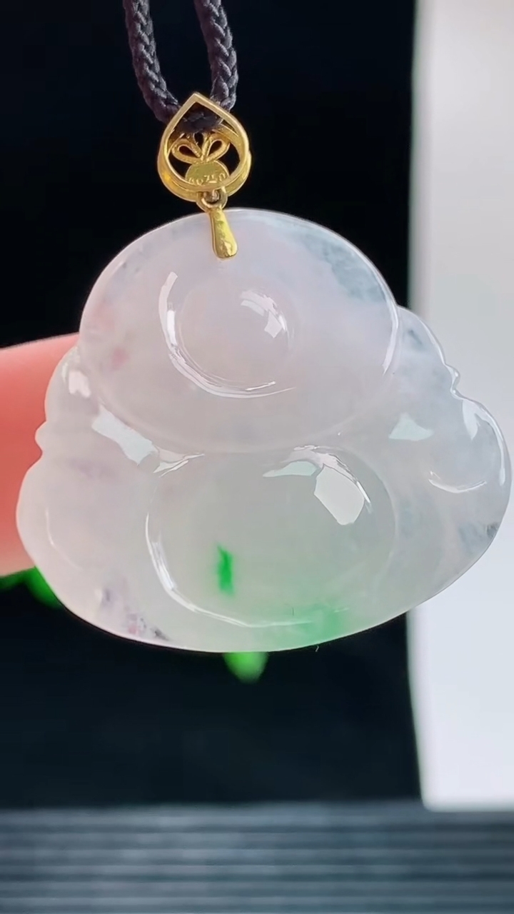 天然A货翡翠佛公吊坠，尺寸26-29.4-7.1重量:9.00g
9月23日