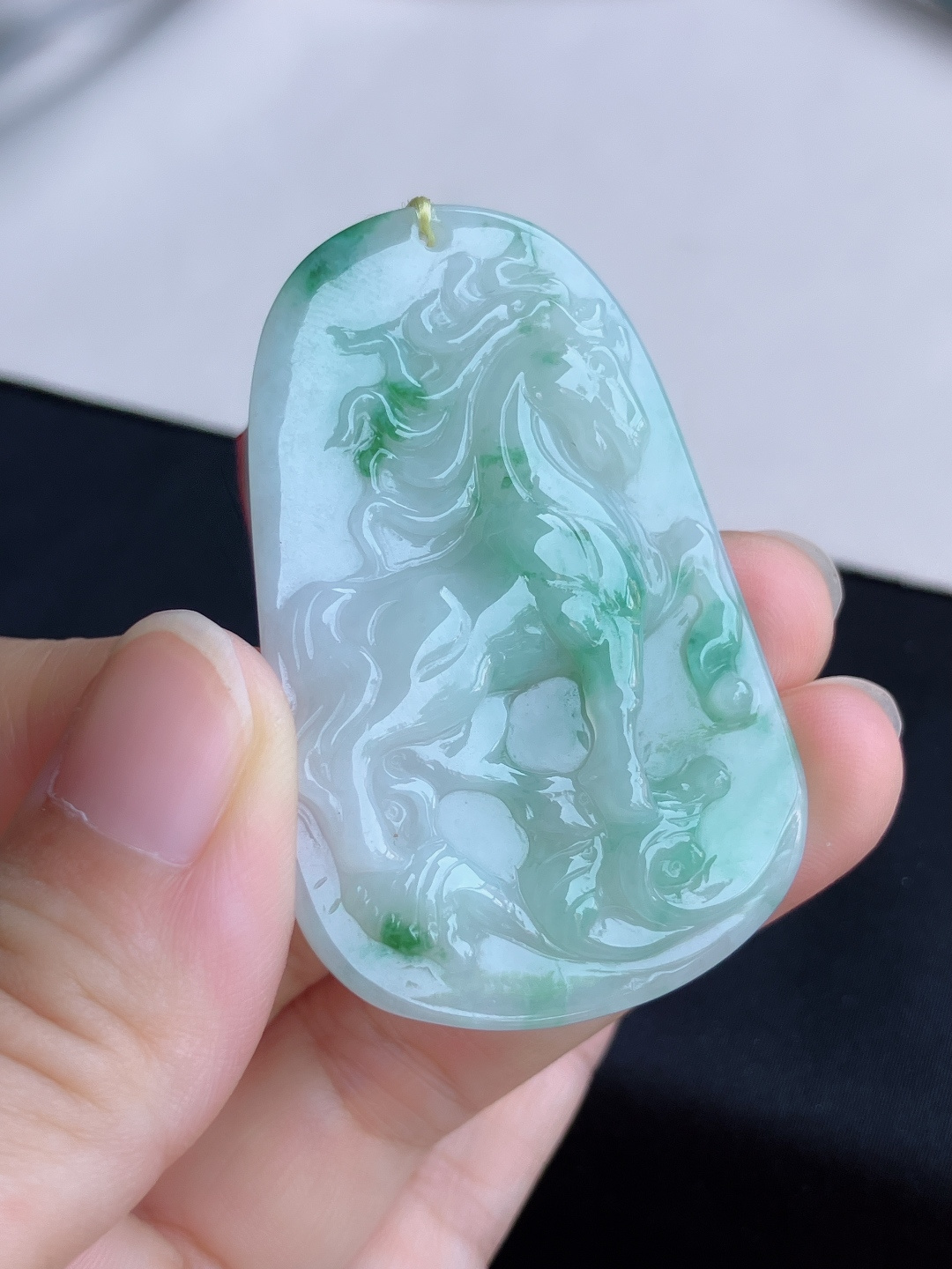 ️冰飘花生肖马牌，细腻精致，尺寸54.4/35.8/5/自然光实拍