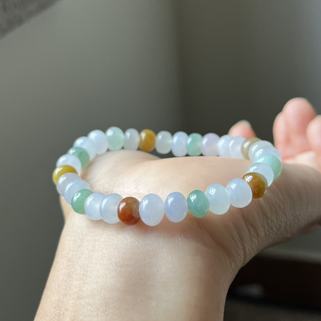 冰种多彩算盘珠手链，种水好，色彩丰富，尺寸8.2×6.1