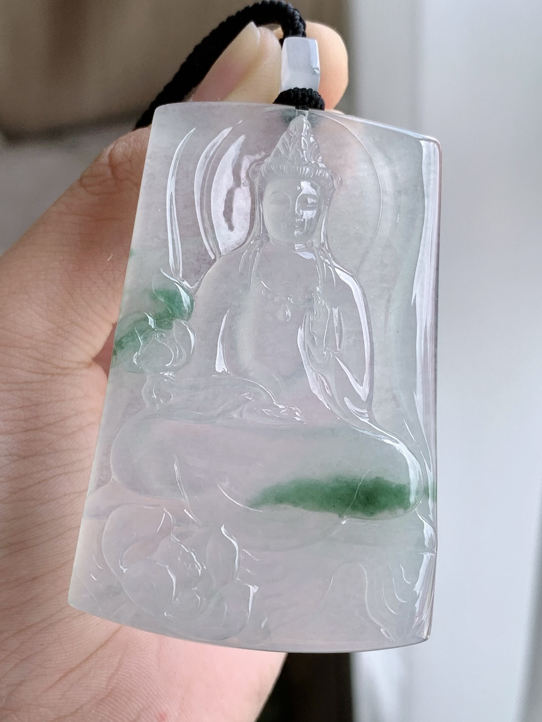 冰飘花大势至菩萨持莲观音牌吊坠，缅料性比高厚装，尺寸65.3-41.6-6，重量41.8克