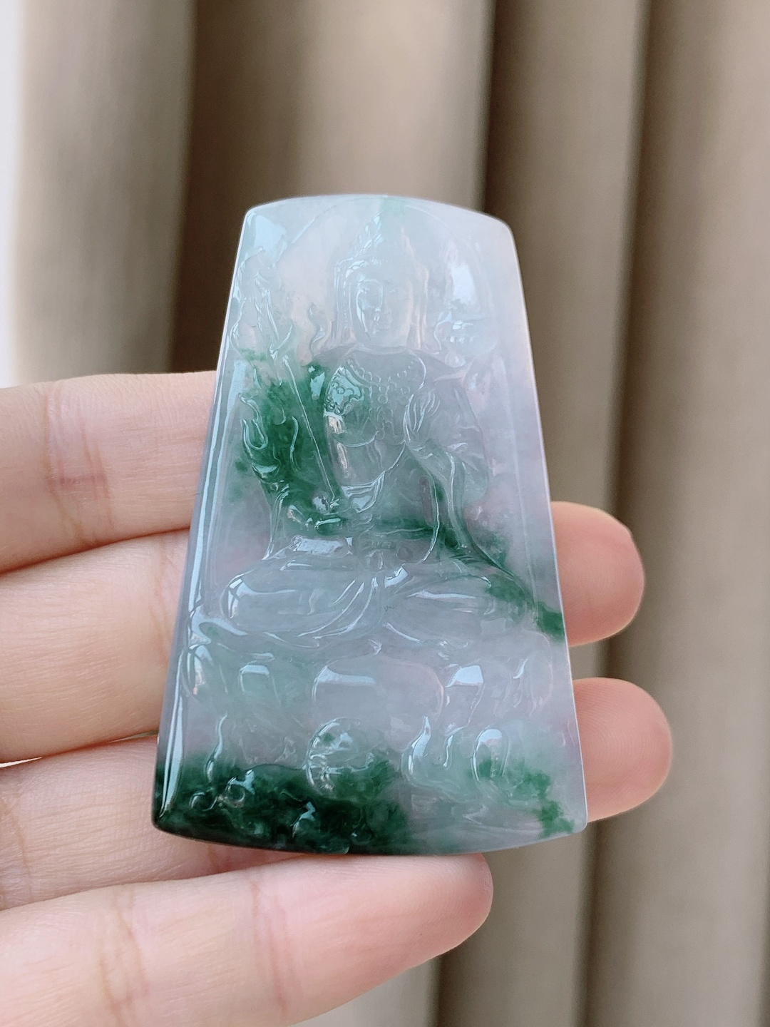 冰飘花虚空藏菩萨牌吊坠,性比高,无裂,底子细腻