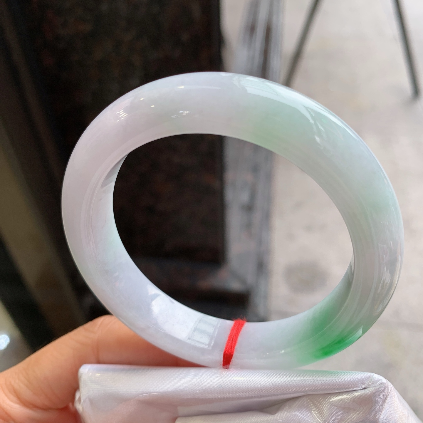 正圈飘绿 无裂 版型好