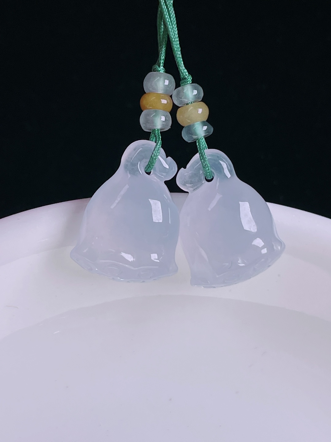 冰紫莲藕耳坠，老种起光，细底通透，尺寸：16.3/12.3/5.6mm0831
