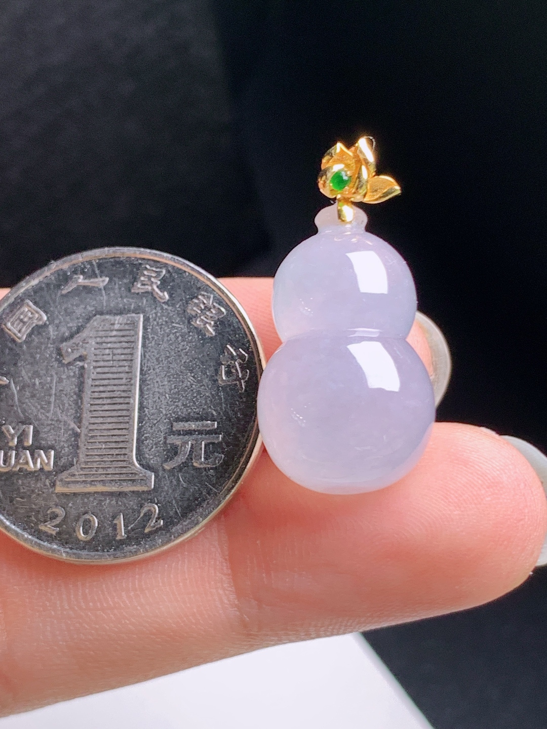 冰种葫芦吊坠，水润饱满，莹润柔和，福禄双全