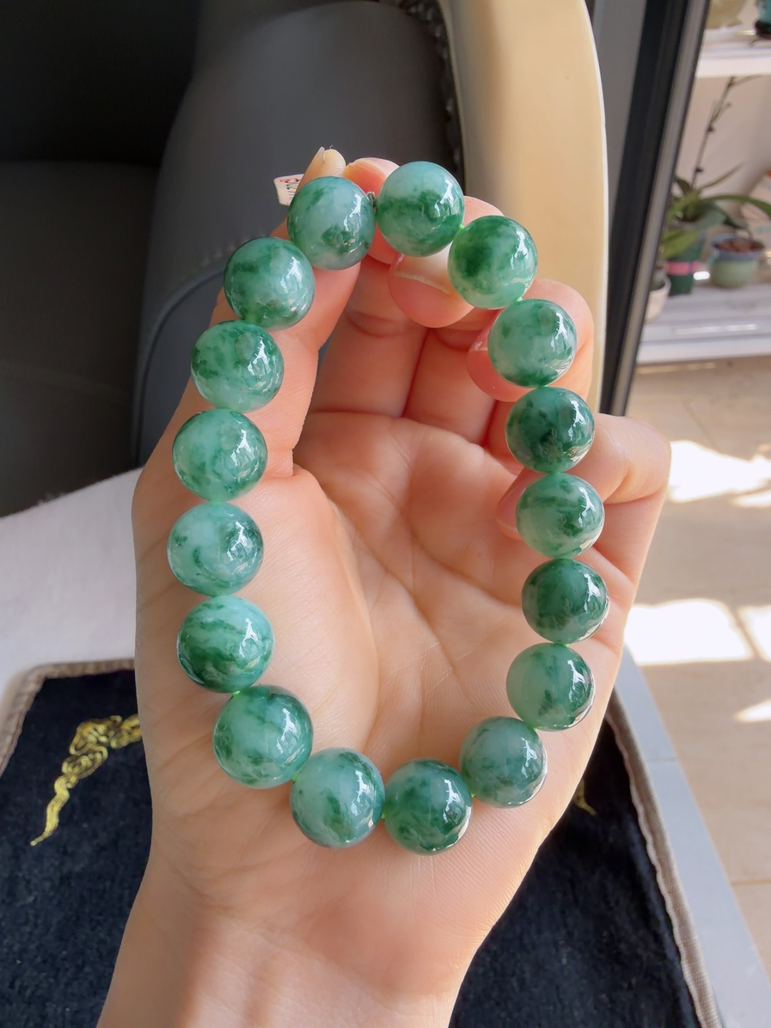 缅甸天然翡翠A货，冰飘花手链，尺寸：12mm。【编3586】