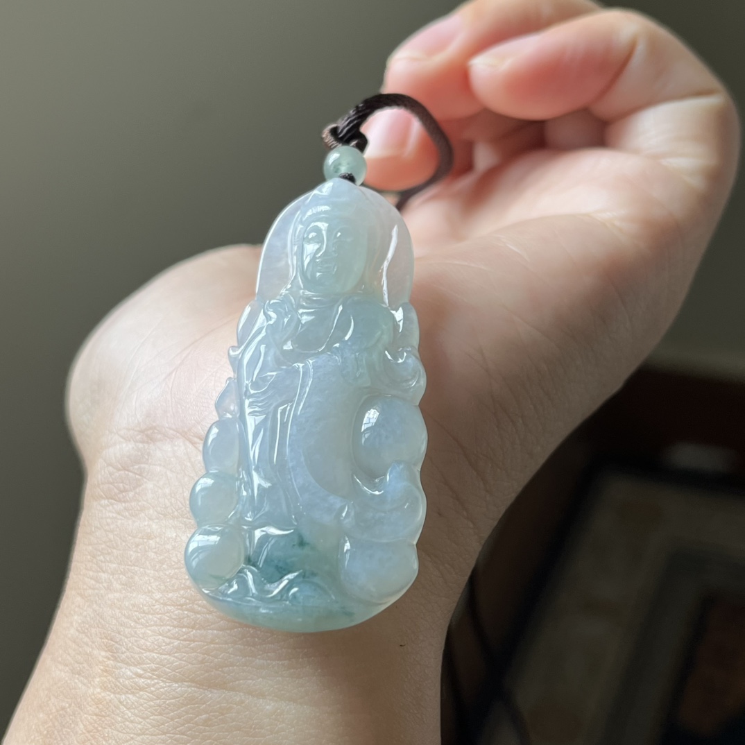 冰飘花大观音吊坠，种水好，大件霸气，无裂，尺寸55×27.2×6.3，超值