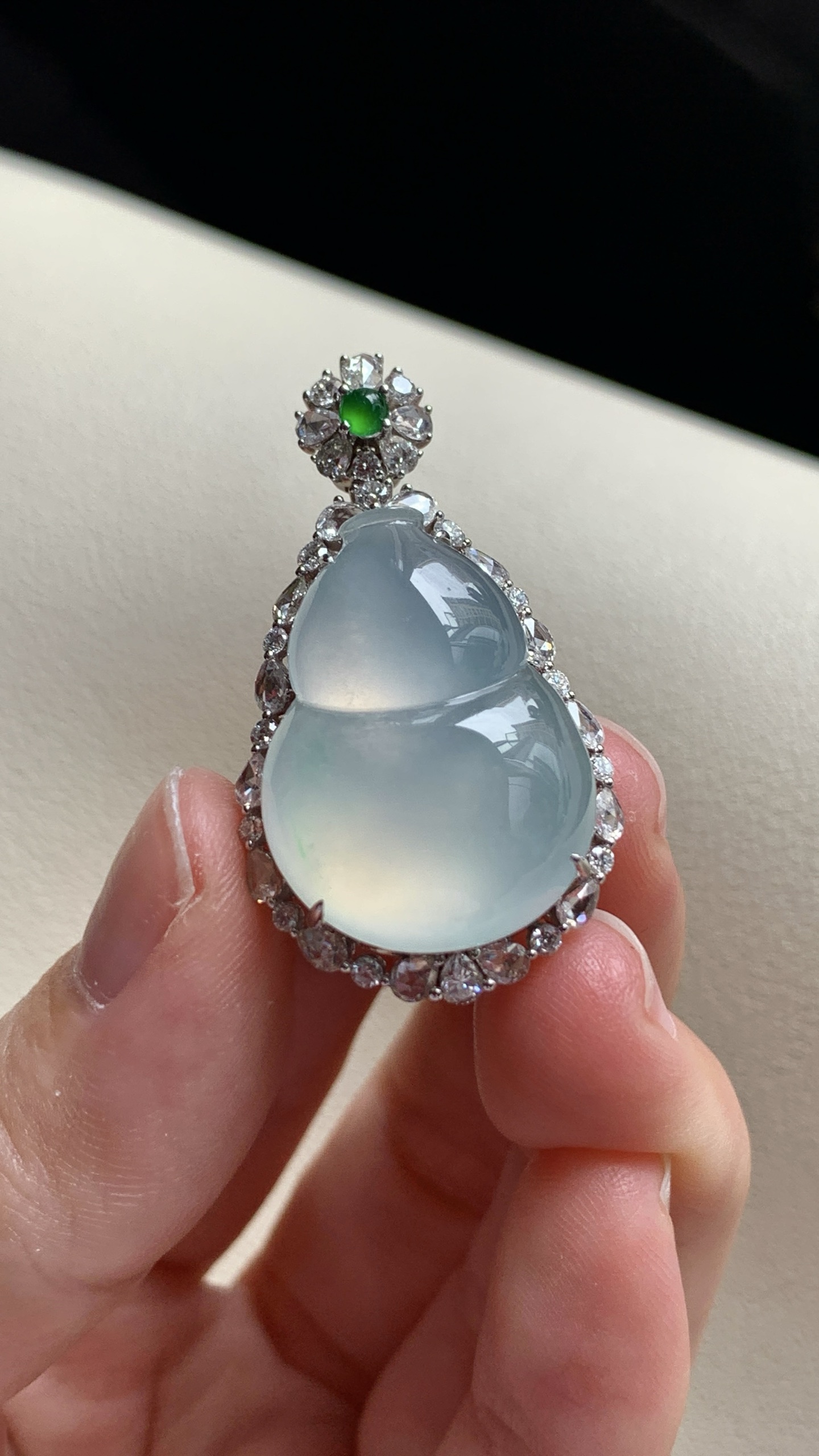 ️【18k金镶嵌葫芦吊坠】冰润水透，种老细腻起荧，尺寸：35*19.6*12.7，d90831